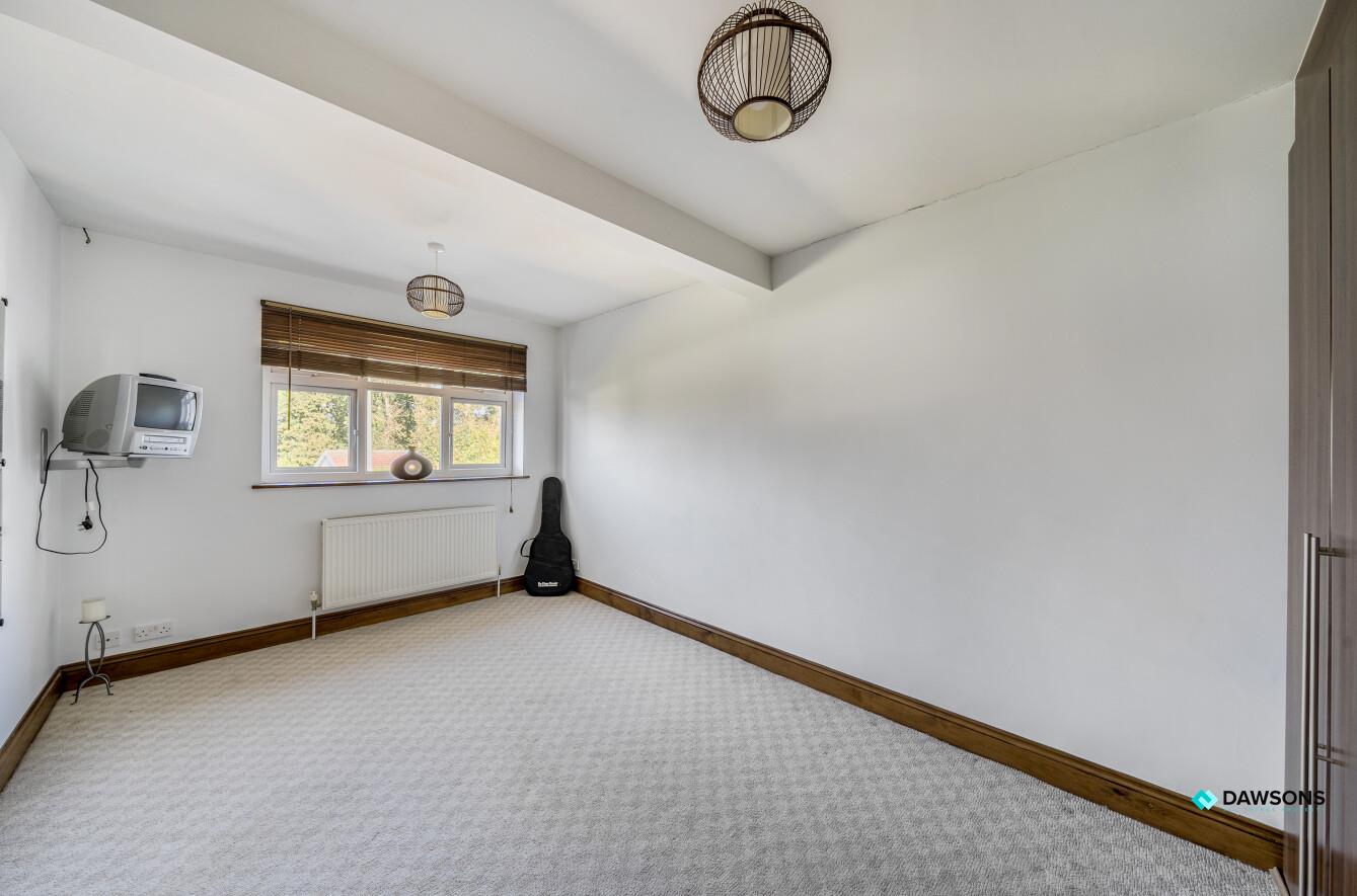 Portway, Bishopston, Swansea, SA3 3JR